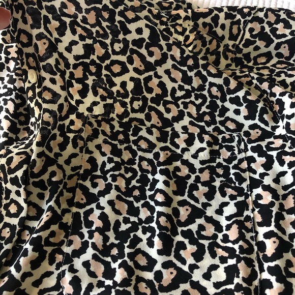 Loft leopard print  blouse - Picture 2 of 5